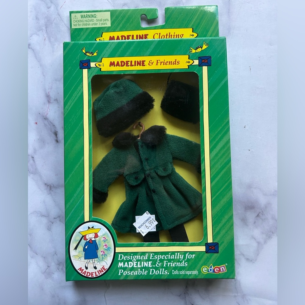 Eden 2000 Green Coat And Muff Madeline Doll Outfit